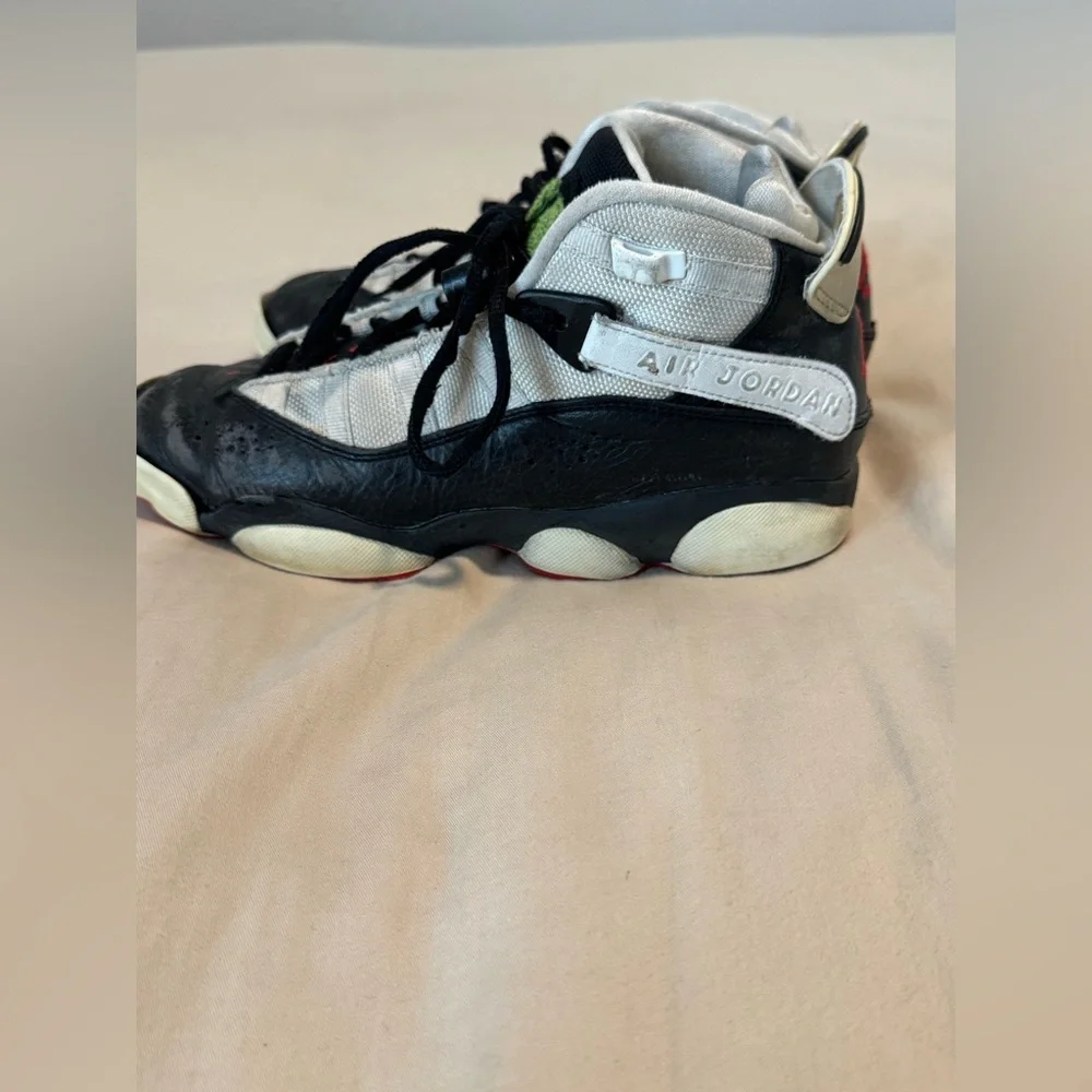 Jordan Boys Shoes 6.5Y Black Red White Used - Picture 4 of 9